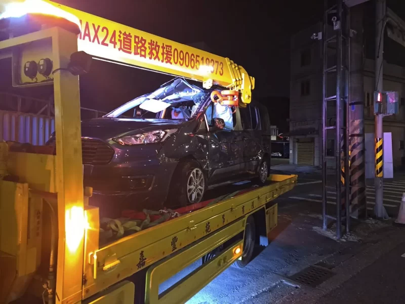 MAX24H道路救援-【新北道路救援推薦】板橋道路救援、新莊道路救援、中和道路救援、永和道路救援、土城道路救援-拖吊花絮-11