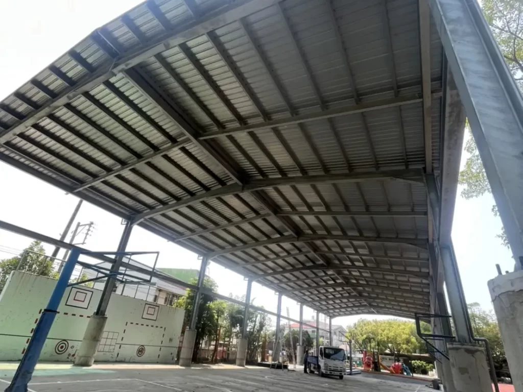 鑫聯綠能科技有限公司-高雄太陽能屋頂安裝,防水隔熱工程,房屋興建修繕-大竹國小-風雨球場-4