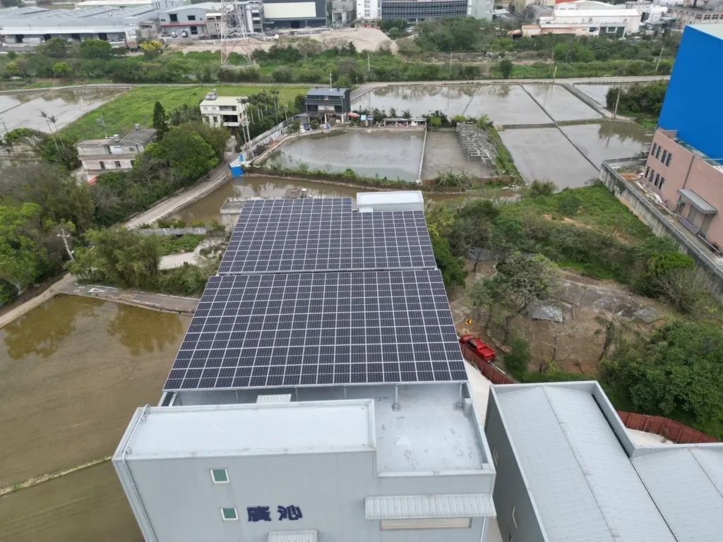 鑫聯綠能科技有限公司-高雄太陽能屋頂安裝,防水隔熱工程,房屋興建修繕-桃園新屋社子路廠房-棚架型-2