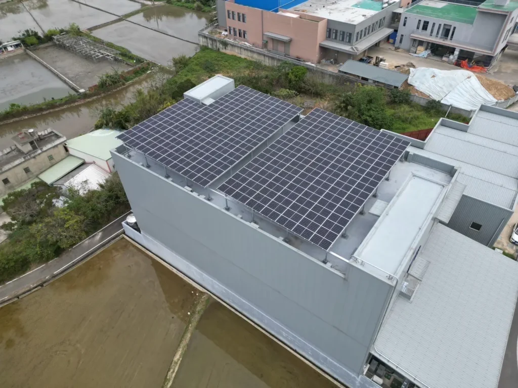 鑫聯綠能科技有限公司-高雄太陽能屋頂安裝,防水隔熱工程,房屋興建修繕-桃園新屋社子路廠房-棚架型-5